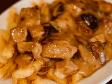 Raxo de porco con cogumelos e queixo